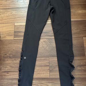 Lululemon leggings. Size 6 new from Lululemon buy-back.